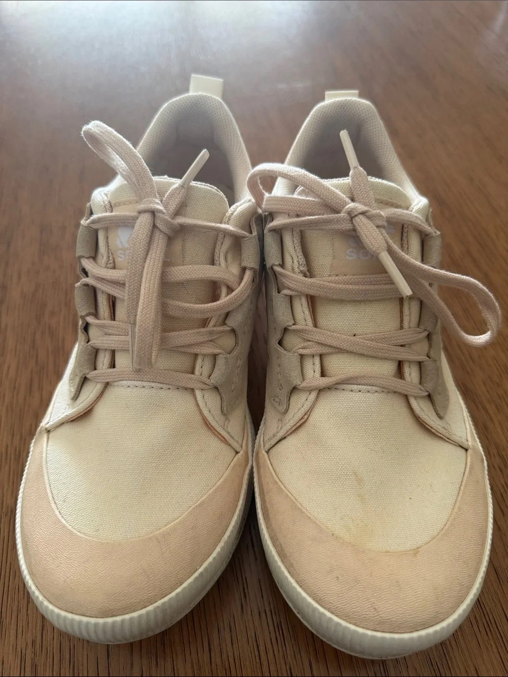 Sorel Women’s Out-N-About  Low Top Waterproof Sneakers Size 8